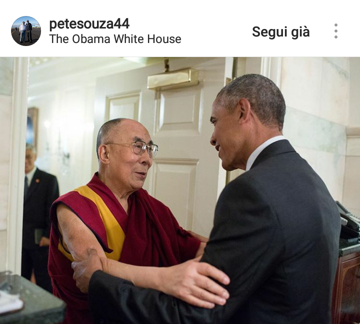 Obama incontra il Dalai Lama.